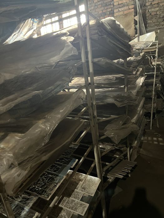 Б/у стеллажи для листовой мозайки