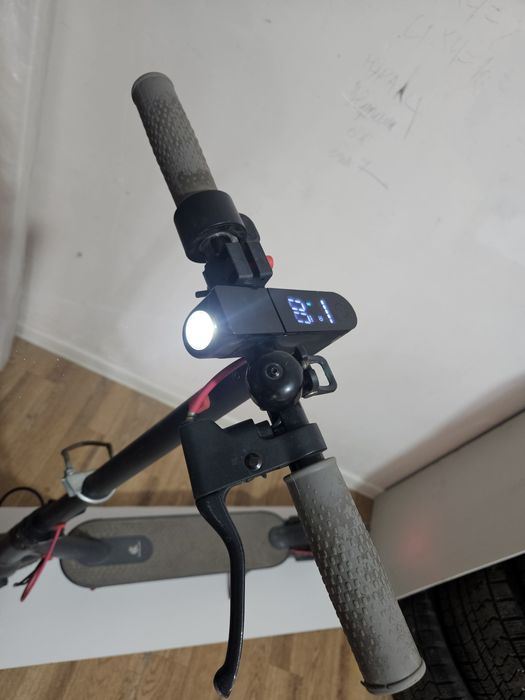 Продам электросамокат