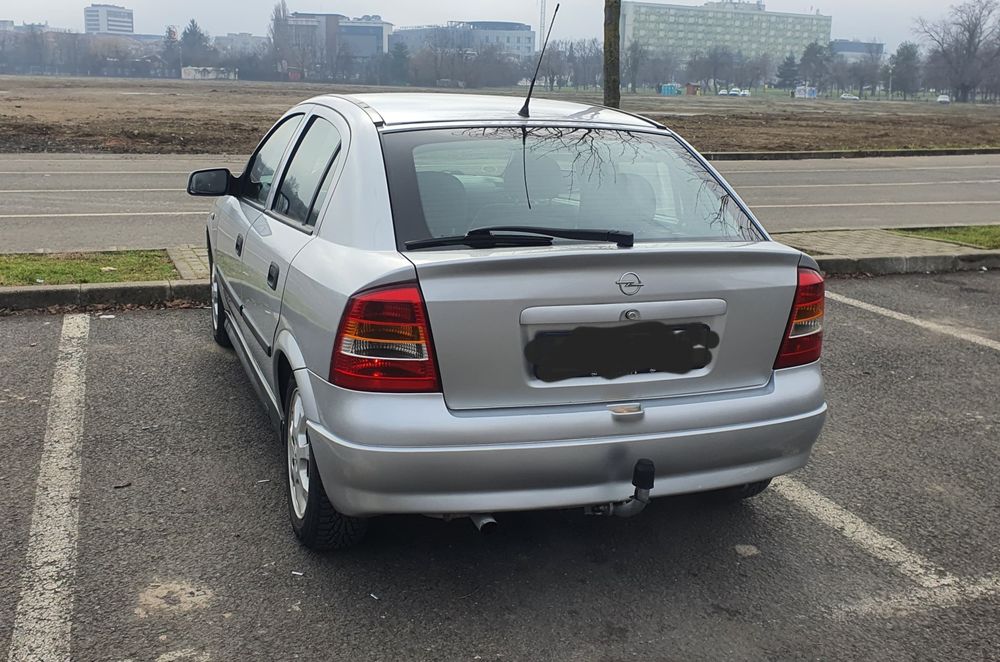 Vând Opel Astra G