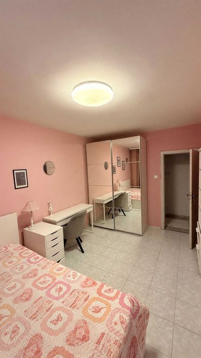 Дава се под наем Многостаен апартамент в Пловдив, Тракия - 155 кв.м за 990 € - Снимка #7