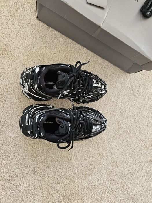 Balenciaga Track