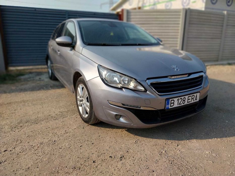 Peugeot 308 automat avariat