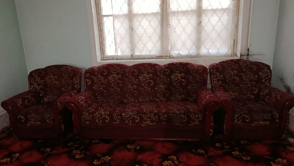 2 ta krelso va 1divan