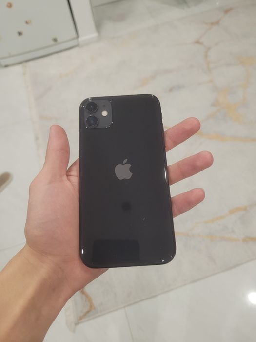 Продается IPhone 11