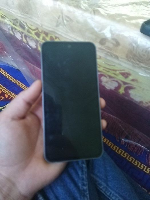 Galaxy s23 fe modeli 1 yil kafolati bilan