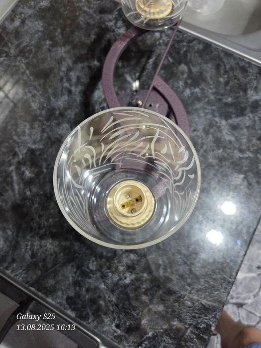 Lustră cu două abajururii