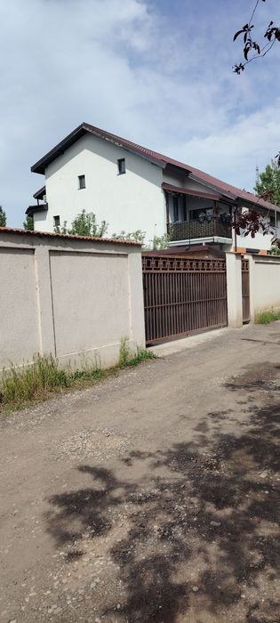 Teren intravilan curte 416 mp Chiajna Rosu str. Crinuluir Crinului