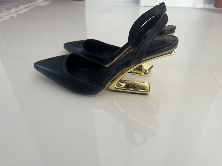 Продам туфли FENDI