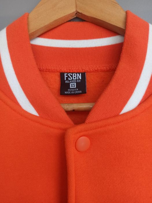 продам бомбер брендовый