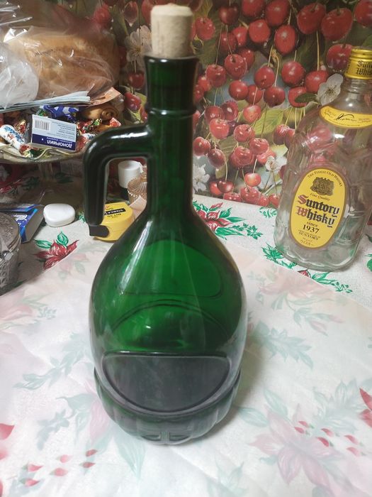 Бутылки ёмкостью по 3литра