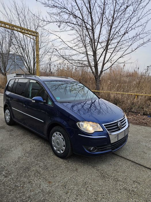 Volkswagen Touran Highline 2009 2.0 TDI