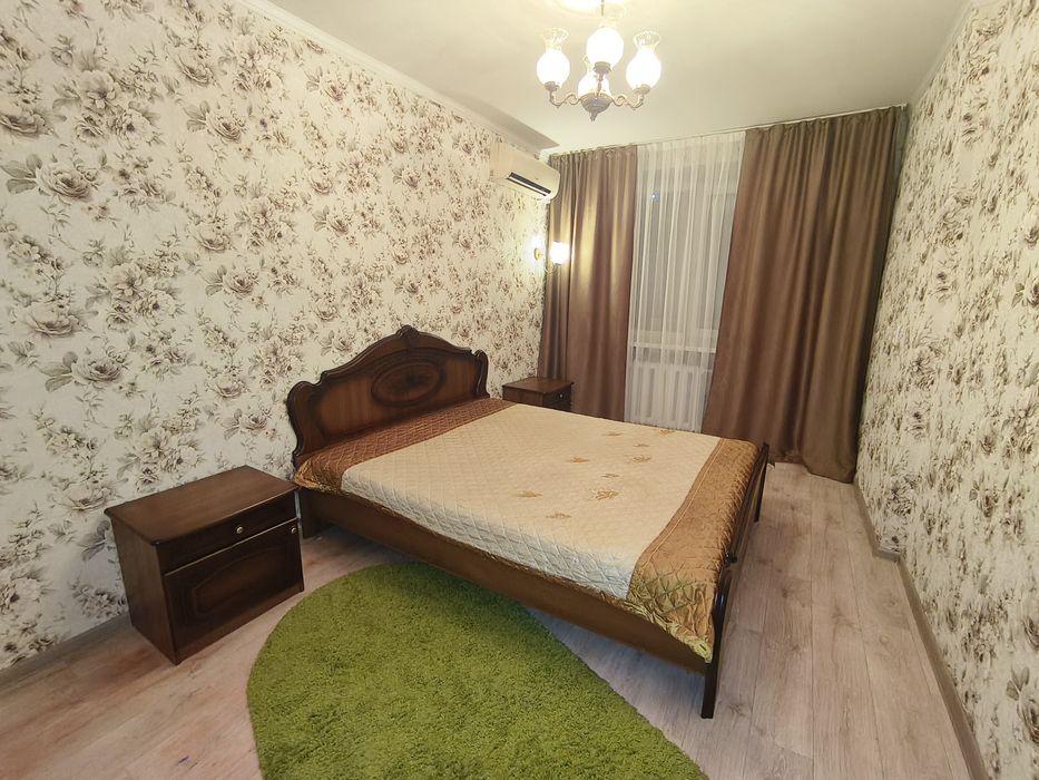 Продам 2 ком Универмаг