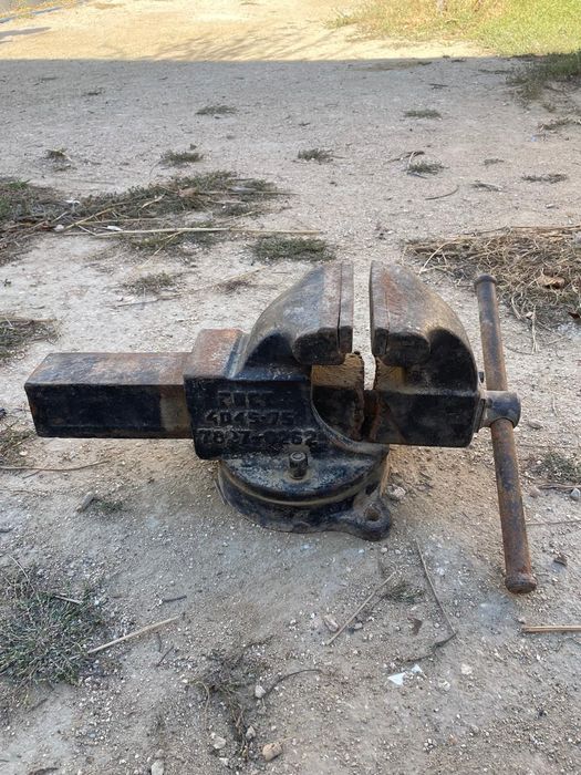 Тески требуется ремонт