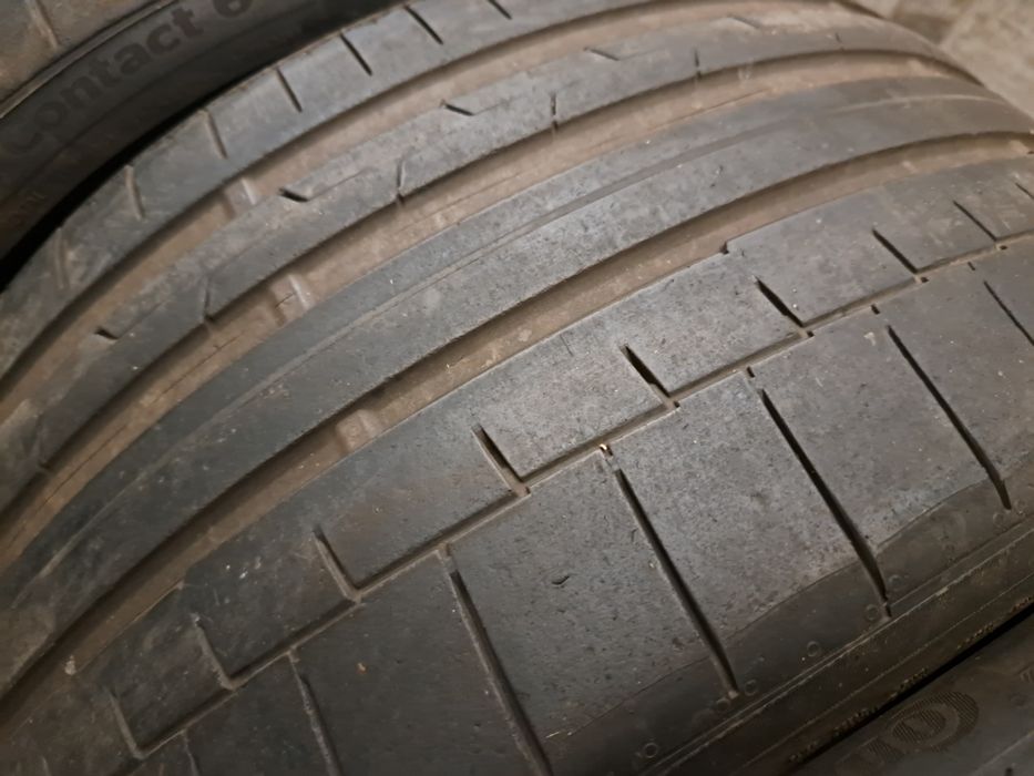 2 anvelope 245/30 R20 Continental