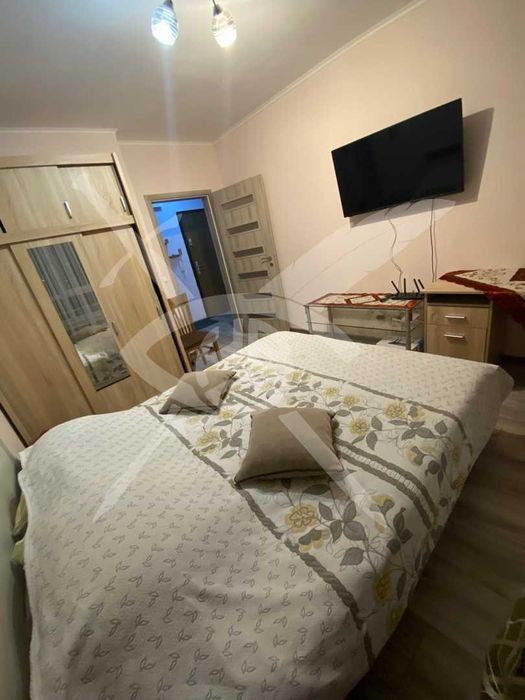 Дава се под наем Двустаен апартамент в София, Връбница 1 - 55 кв.м за 488.58 € - Снимка #1