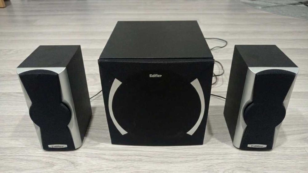 Компьютерные колонки Edifier X600 черные