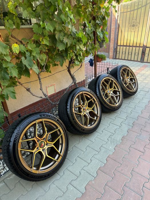 Jante 5 x 112 R18 Japan Racing JR34 cu anvelope Michelin