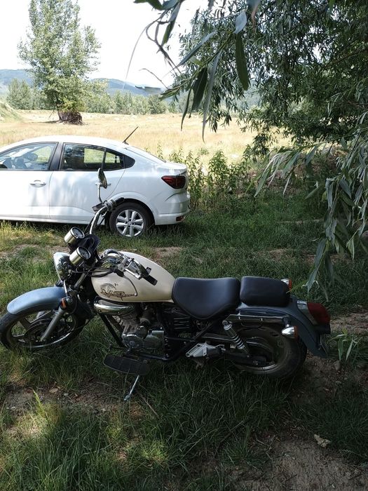 Moto Daelim vt 125 chopper