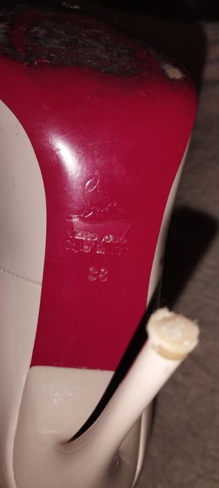 Продам туфли б/у. Размер 38.Цена 10000