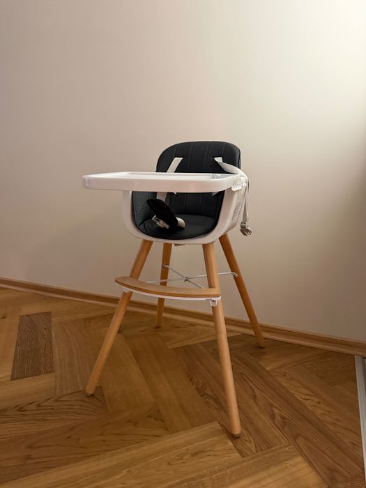 Дървено детско столче