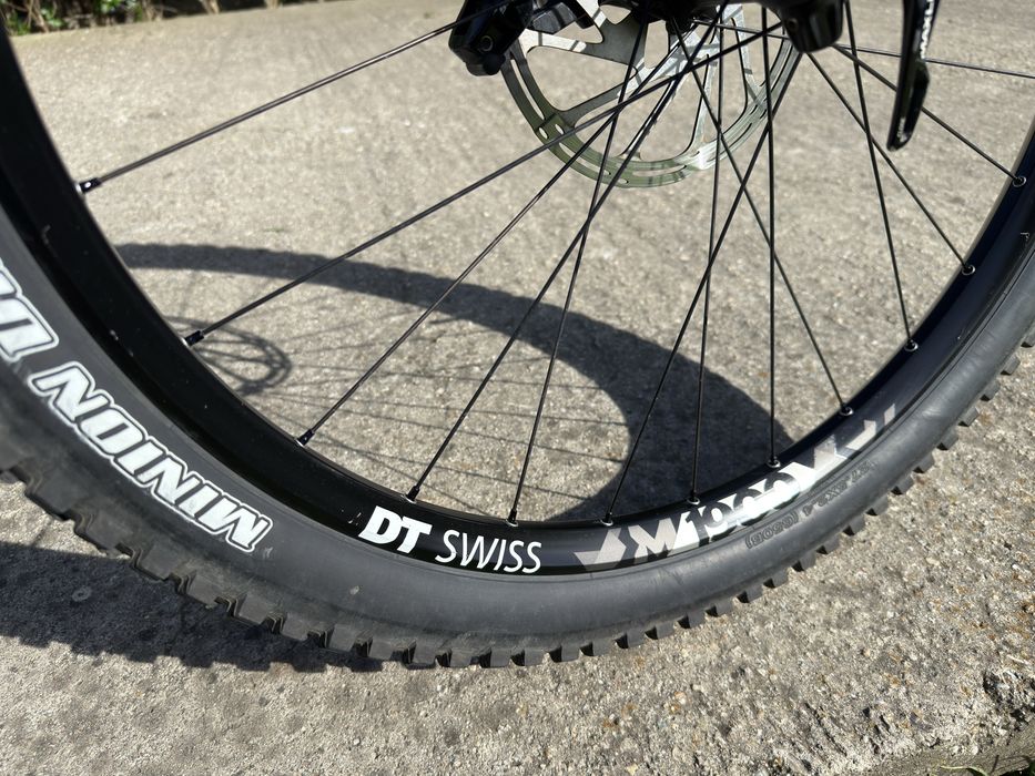 Bicicleta Canyon Spectral ( full carbon)