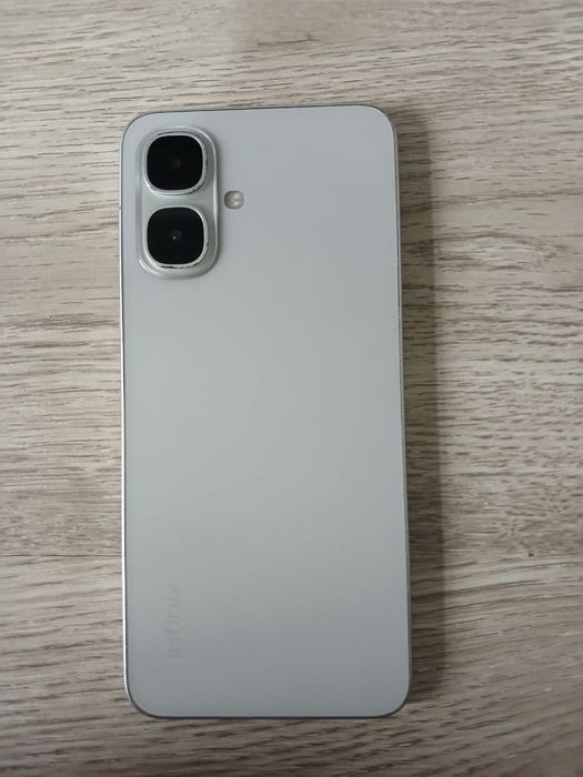 Infinix SMART 10 янги олинган 1ой болди зарядка+коробка+