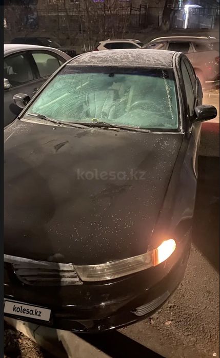 Автомобиль Mitsubishi Galant 2003