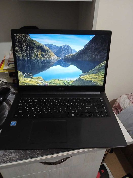 Acer Aspire noutbuk sotaman