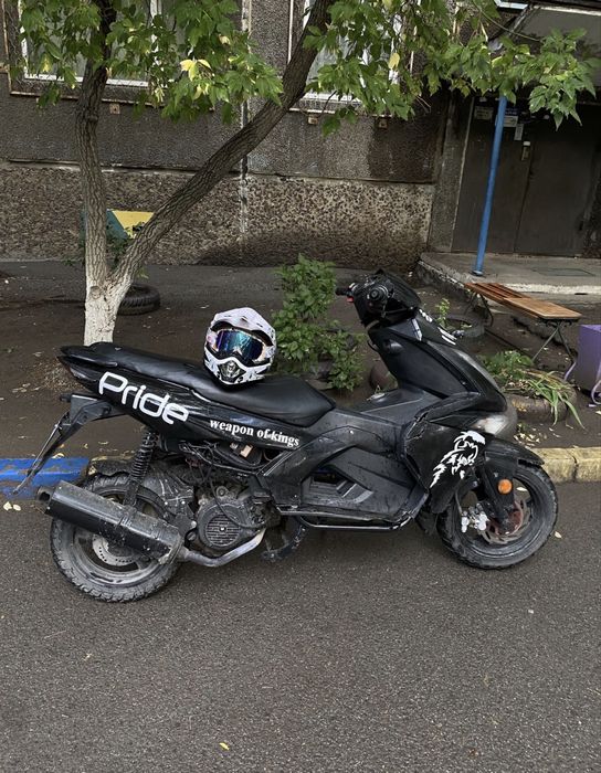 Продается мопед-скутер 150 кубов в