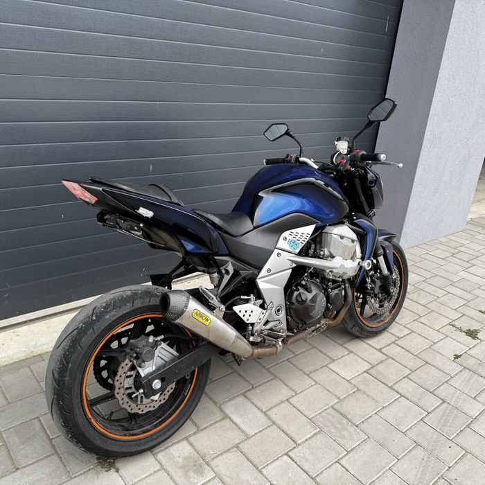 Kawasaki Z750 Naked  ( Nu gsr,sv,cbr,xj )