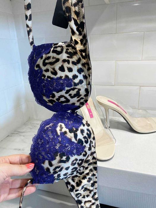 Yamamay бельо за жартиери