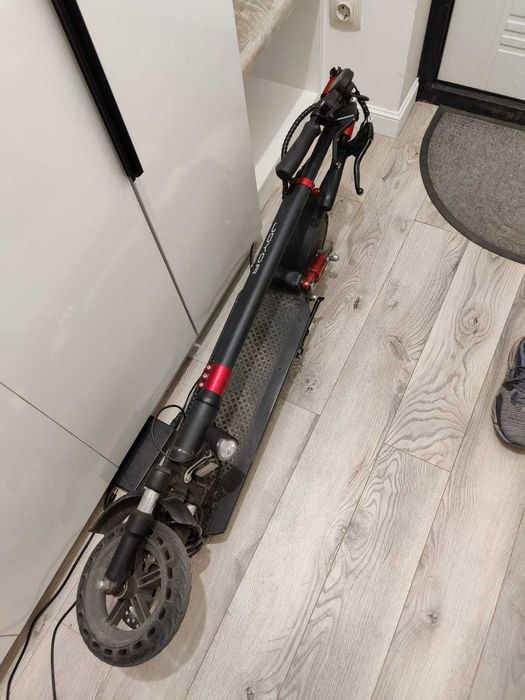 Электросамокат Joyor G1