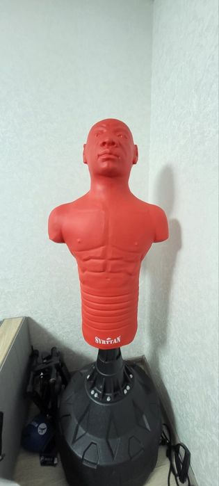 Герман груша манекен