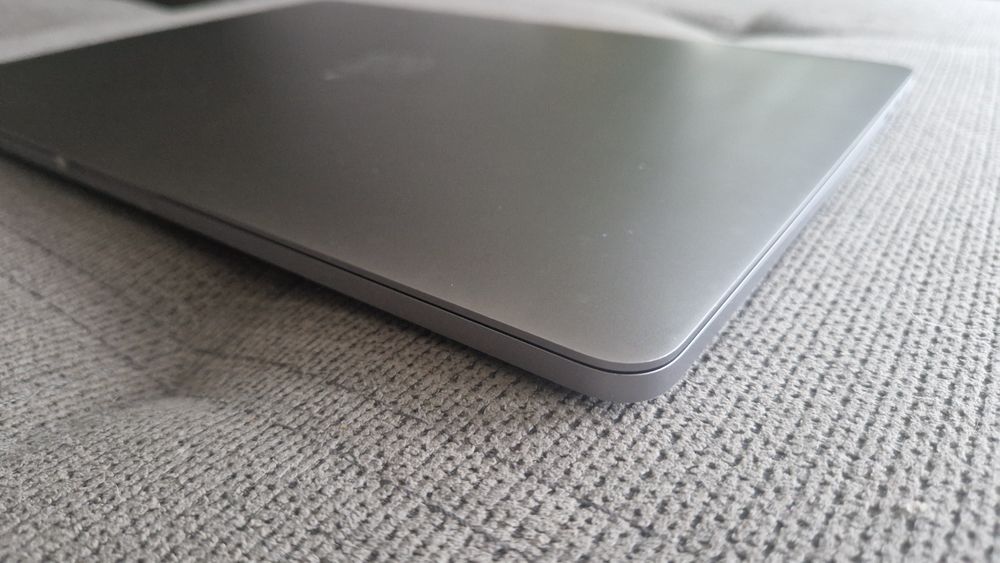 Macbook Pro A1989 (2019) TouchBar и Touch ID
