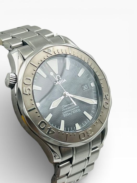 Omega SeaMaster 300m мъжки часовник в перфектно състояние