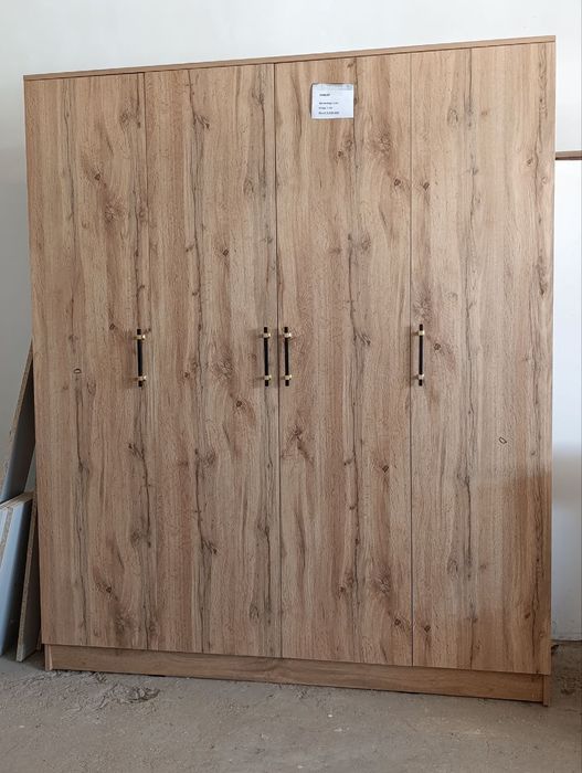 4 eshikli shkaf eniga 1.60 balandligi 1.90