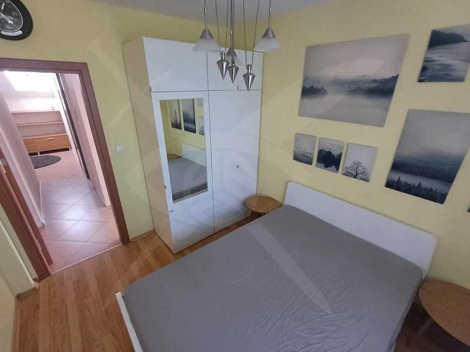 Дава се под наем Тристаен апартамент в Варна, Бриз - 150 кв.м за 850 € - Снимка #5