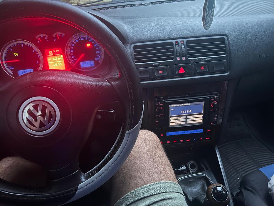 VOLKSWAGEN Bora 2001 — imagine 5
