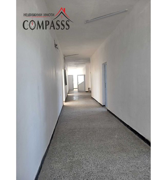 Гр. Добрич, етаж от търговска сграда ул. Калиакра – 190000евро!