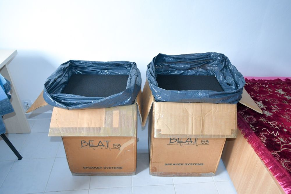 Boxe FBT 250w 3 căi 15 țoli 8 ohmi Dynacord RCF VL ieftin afacere Bucu