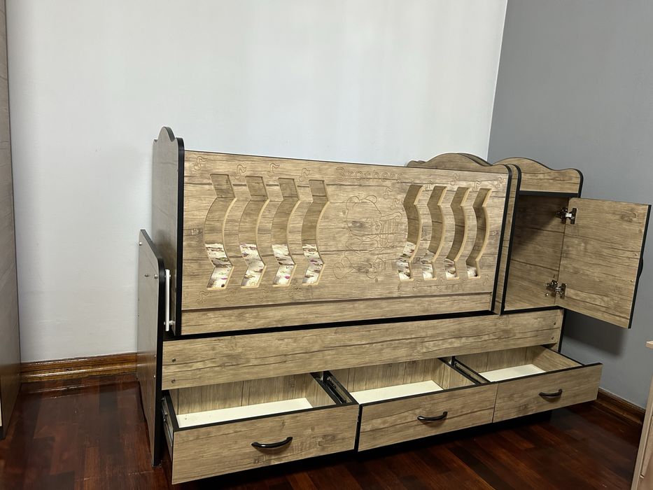 Детская кровать 2 в 1 и шкафчик