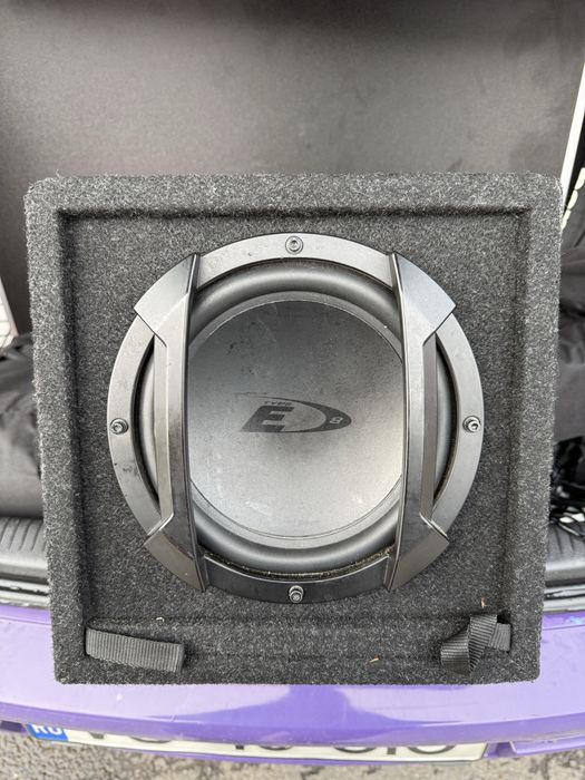 Vand subwoofer alpine 815 in stare foarte buna