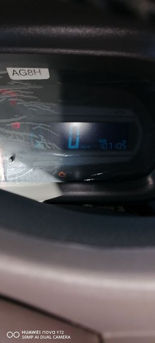 Sotiladi tez va kelishilgan narxda