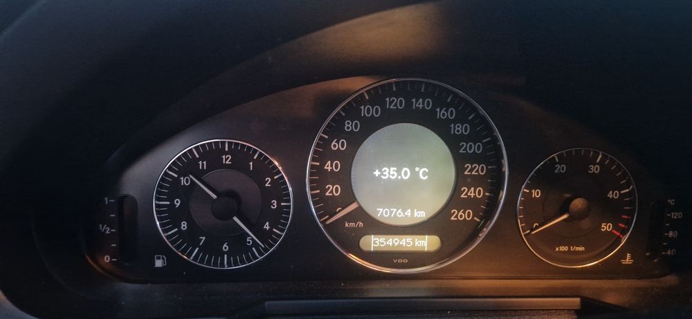 Vand Fără schimburi sau variante