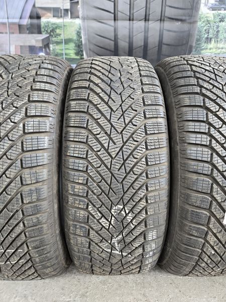 235/55/18 PIRELLI 4бр