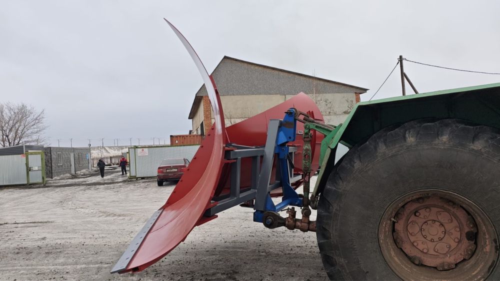 ОТВАЛ-БАБОЧКА на трактор ( ширина 4м)