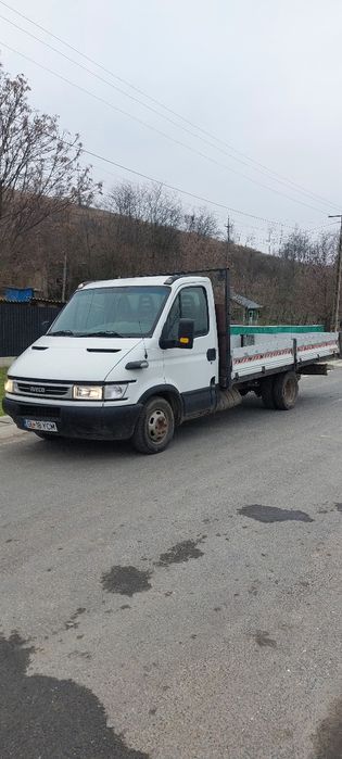 Vând Iveco daily  35C10 an 2005 2.3