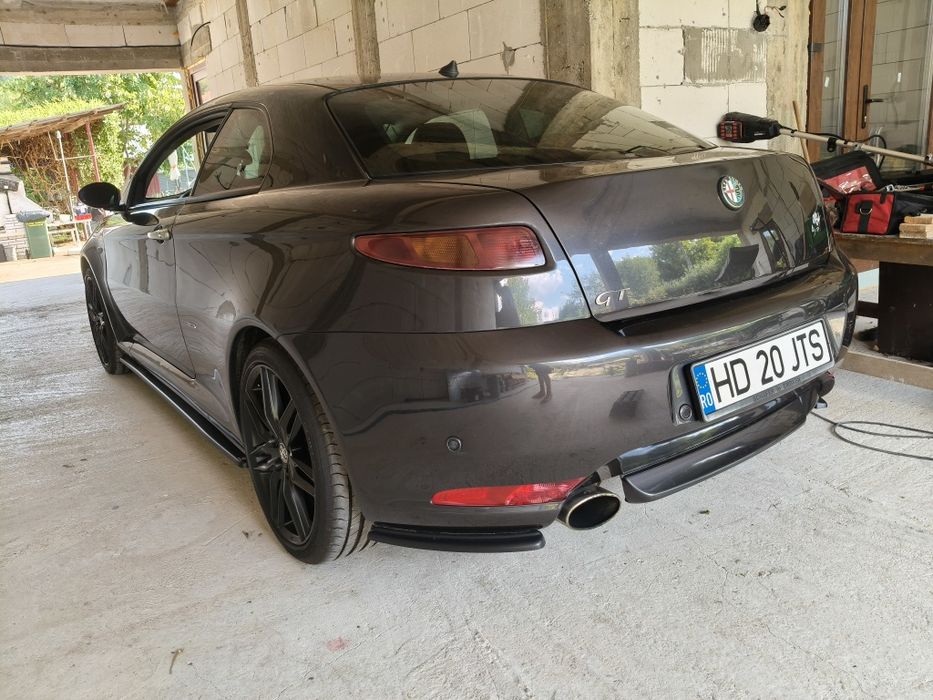 Alfa Romeo GT 2.0 JTS