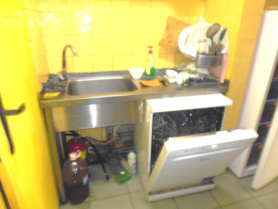 Оборудвано  заведение за продажба в ж.к. Люлин 8, гр. София