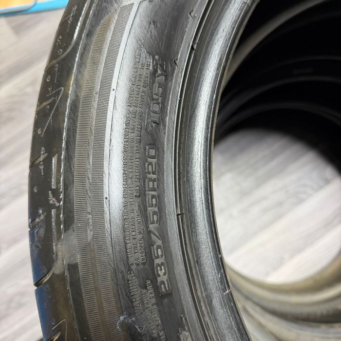 Продам резина б/у на тойата 200